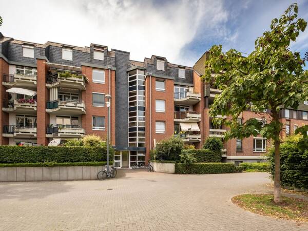 Etagenwohnung in 50735 Köln mit 92 m² kaufen