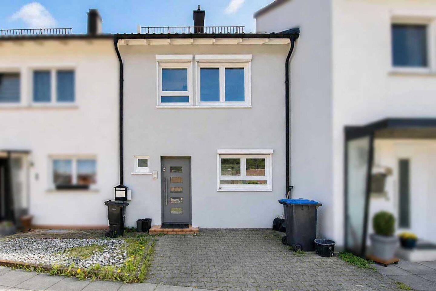 Charmantes Reihenmittelhaus mit viel Potenzial - modernisiert und bereit für Ihre Ideen