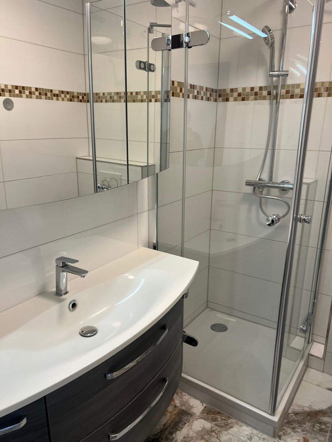 Zukunftssicher & Einzugsbereit: Frisch renovierte 2-Zimmer-Perle (55 m²) mit Balkon & Stellplatz – Osnabrück – Vorschaubild 6