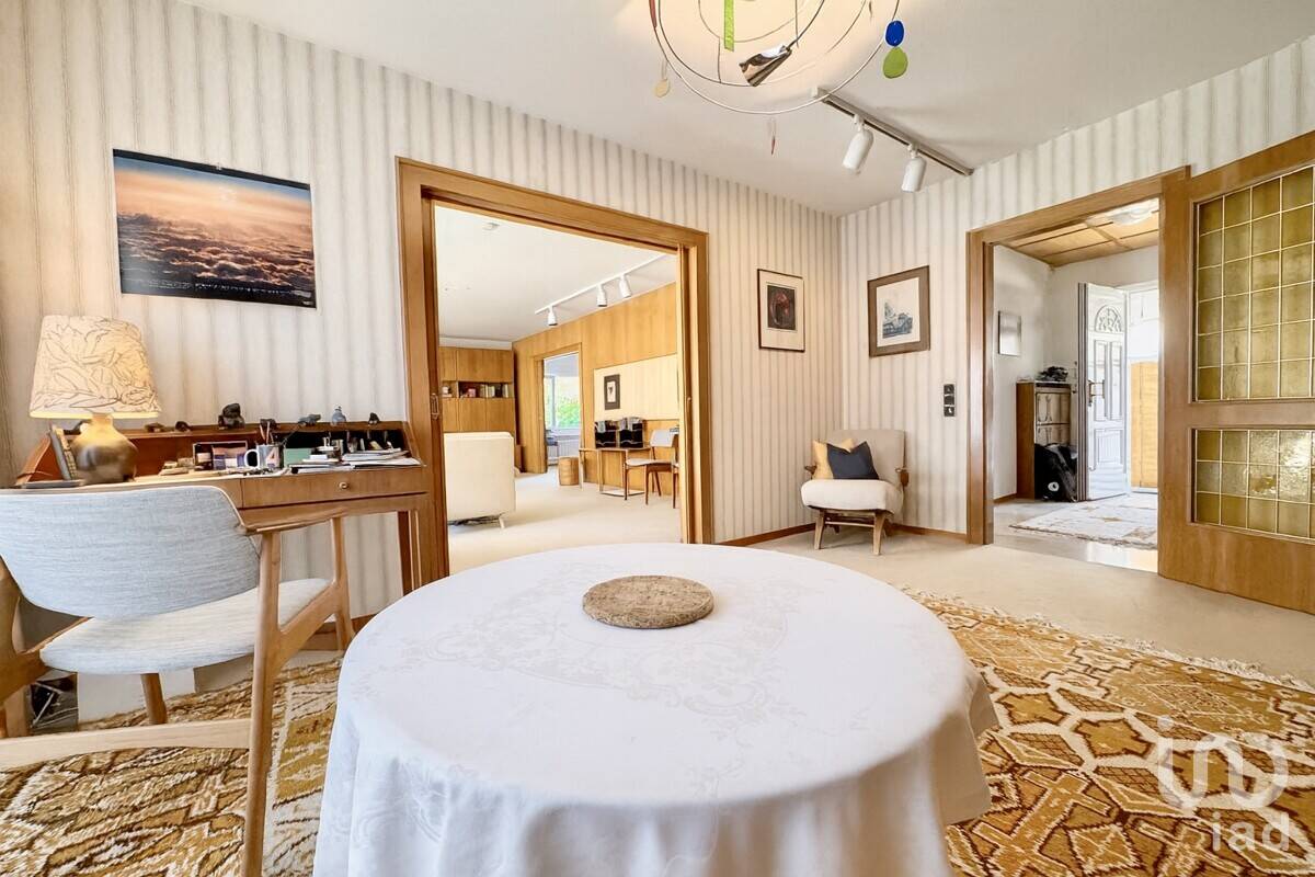 Großzügiger Bungalow auf 1.100 m² Grundstück in ruhiger Lage von Oberwürzbach – Sankt Ingbert – Vorschaubild 6
