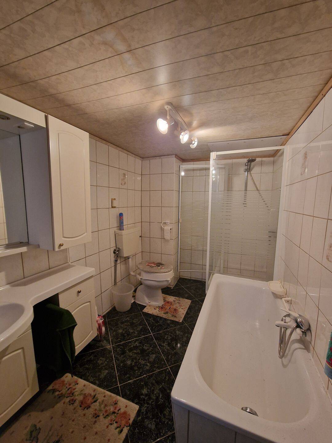 Malerisches Einfamilien-Reihenhaus mit EBK und großzügigem Wintergarten – Sayda – Vorschaubild 3