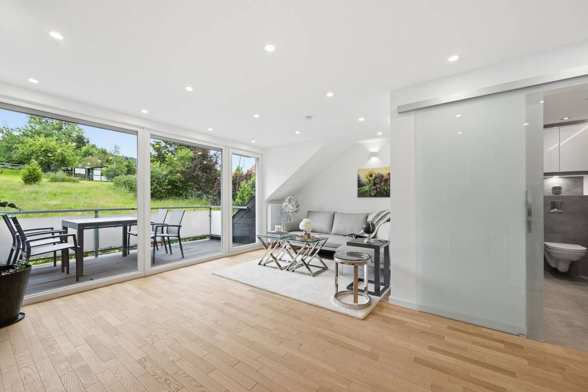 Sanierte Eigentumswohnung (87,18 m²) für Alleinstehende oder Paare in Hagen-Holthausen – 58093 Hagen – Bild 1 von 9