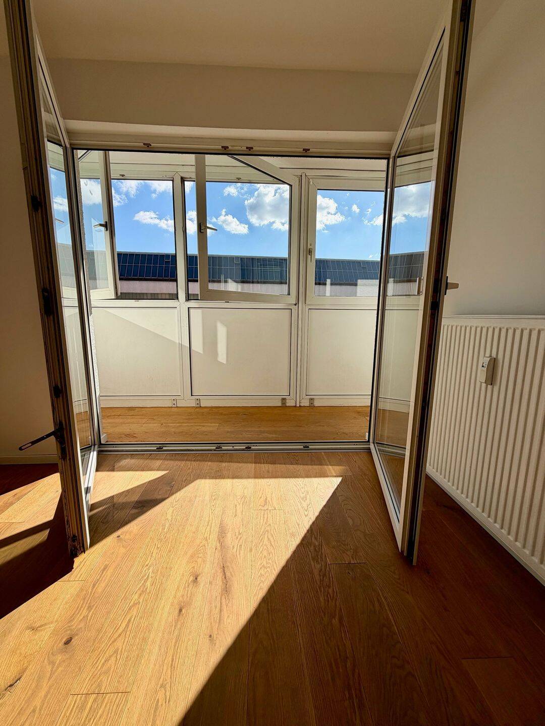 Top 2-Zi-Whg. mit Loggia und nagelneuer Küche, provisionsfrei – Nürnberg – Vorschaubild 6