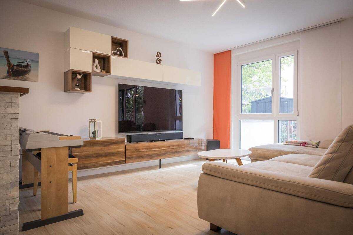 PROVISIONSFREI!! Maisonette mit Hausgefühl in Fürth-Stadeln – 90765 Fürth – Bild 1 von 9