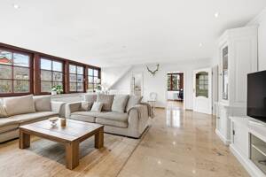Aufgeteilt und frei lieferbar: Großzügige Villa mit zwei Wohnungen und Praxisfläche – 22397 Hamburg – Vorschaubild 4