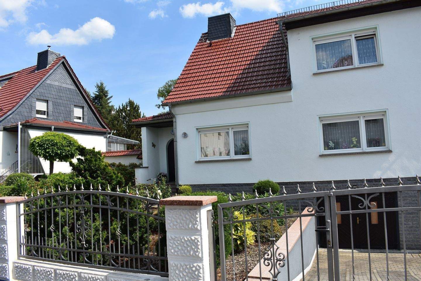 Gepflegte Doppelhaushälfte in ruhiger Lage von Borna – sofort bezugsfrei - auf Wunsch möbeliert – Borna – Vorschaubild 2