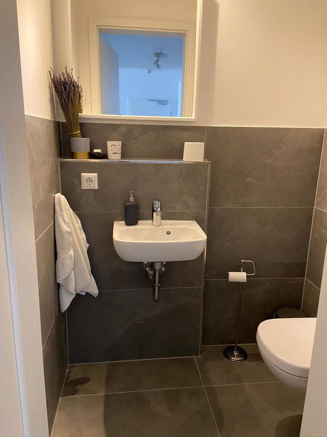 Moderne 3-Zimmer-Wohnung voller Licht und Eleganz – Fürth – Vorschaubild 6