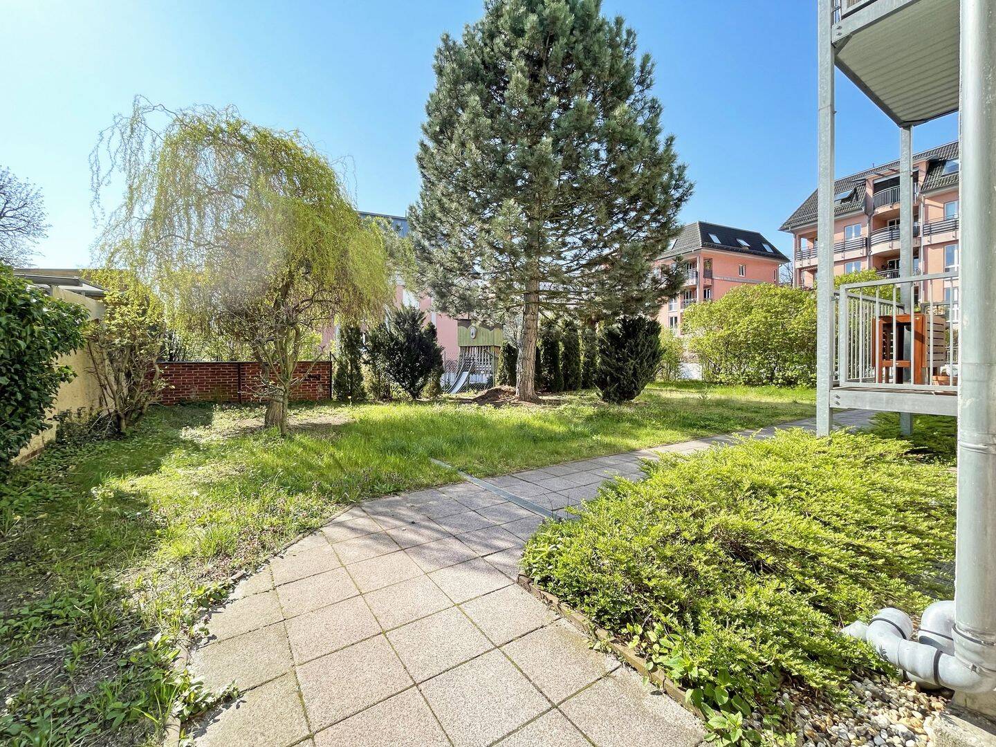 Charmante 1-Zimmer-Dachgeschosswohnung mit Weitblick über einen grünen Park sowie die Dahme! – Berlin – Vorschaubild 8