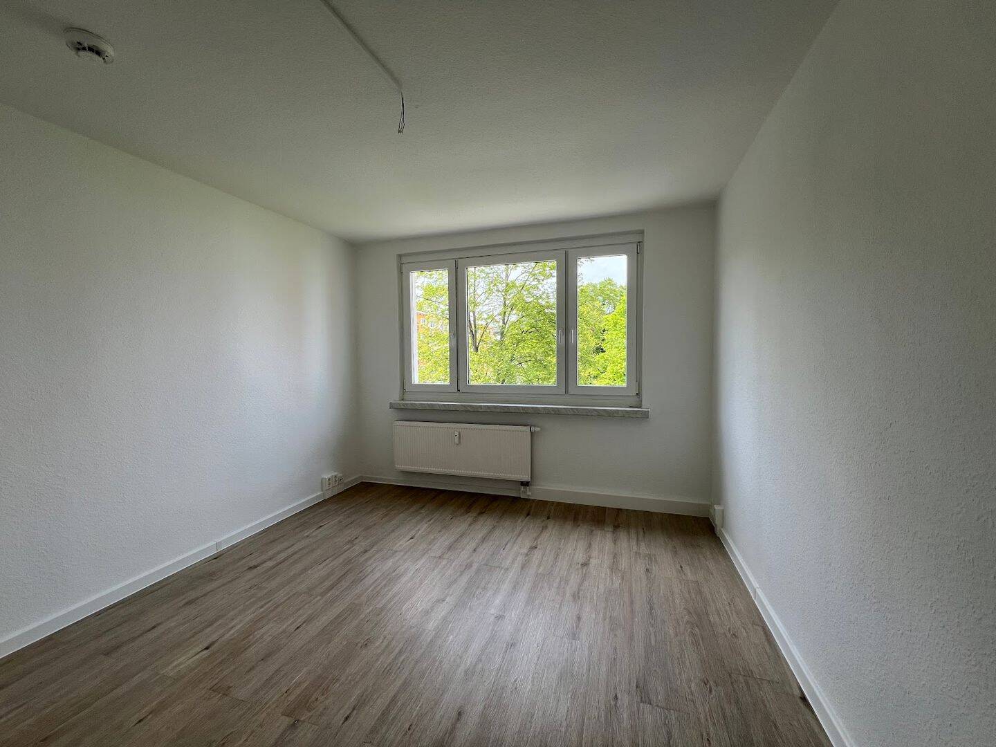 4-Raum-Wohnung 70 qm mit Balkon – Chemnitz – Vorschaubild 2
