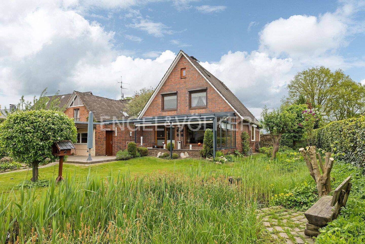 Einfamilienhaus mit großem Garten – Norderstedt – Vorschaubild 2