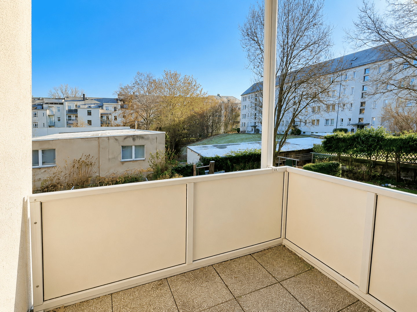 ***Geräumige 3-Raumwohnung mit neuem Fußboden und Balkon – Chemnitz – Vorschaubild 7