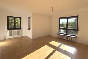 Freie 4-Zimmer-Wohnung in ruhiger Lage mit Garagenstellplatz! – 70437 Stuttgart – Vorschaubild 8