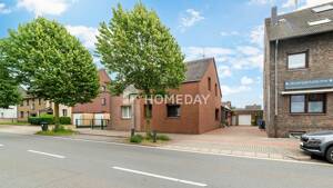 Charmante Doppelhaushälfte mit Garten, Garage und vielseitigen Nutzungsmöglichkeiten – 46147 Oberhausen – Vorschaubild 1