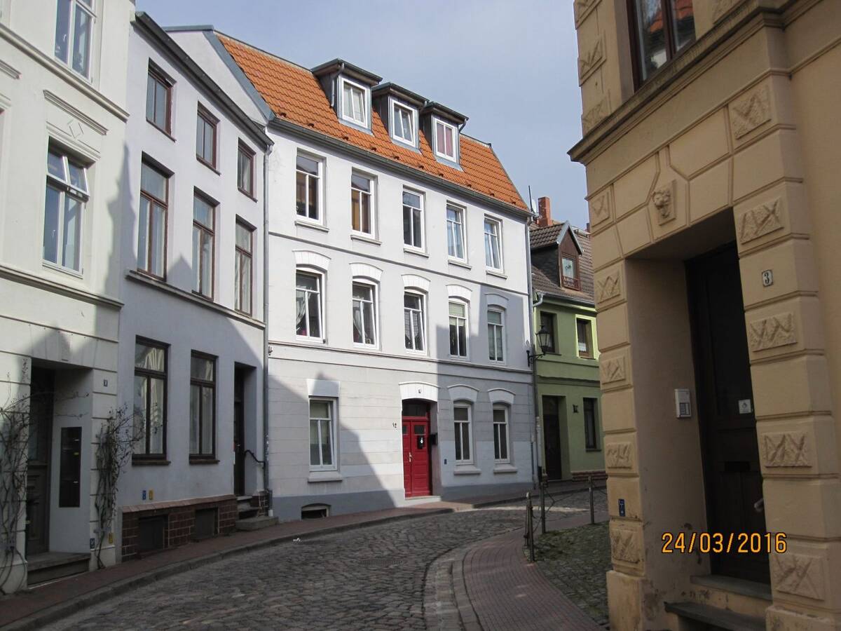 Altstadttraum 1 Zimmer nähe Marktplatz / Frische Grube für Studenten oder Singles – 23966 Wismar – Bild 1 von 9