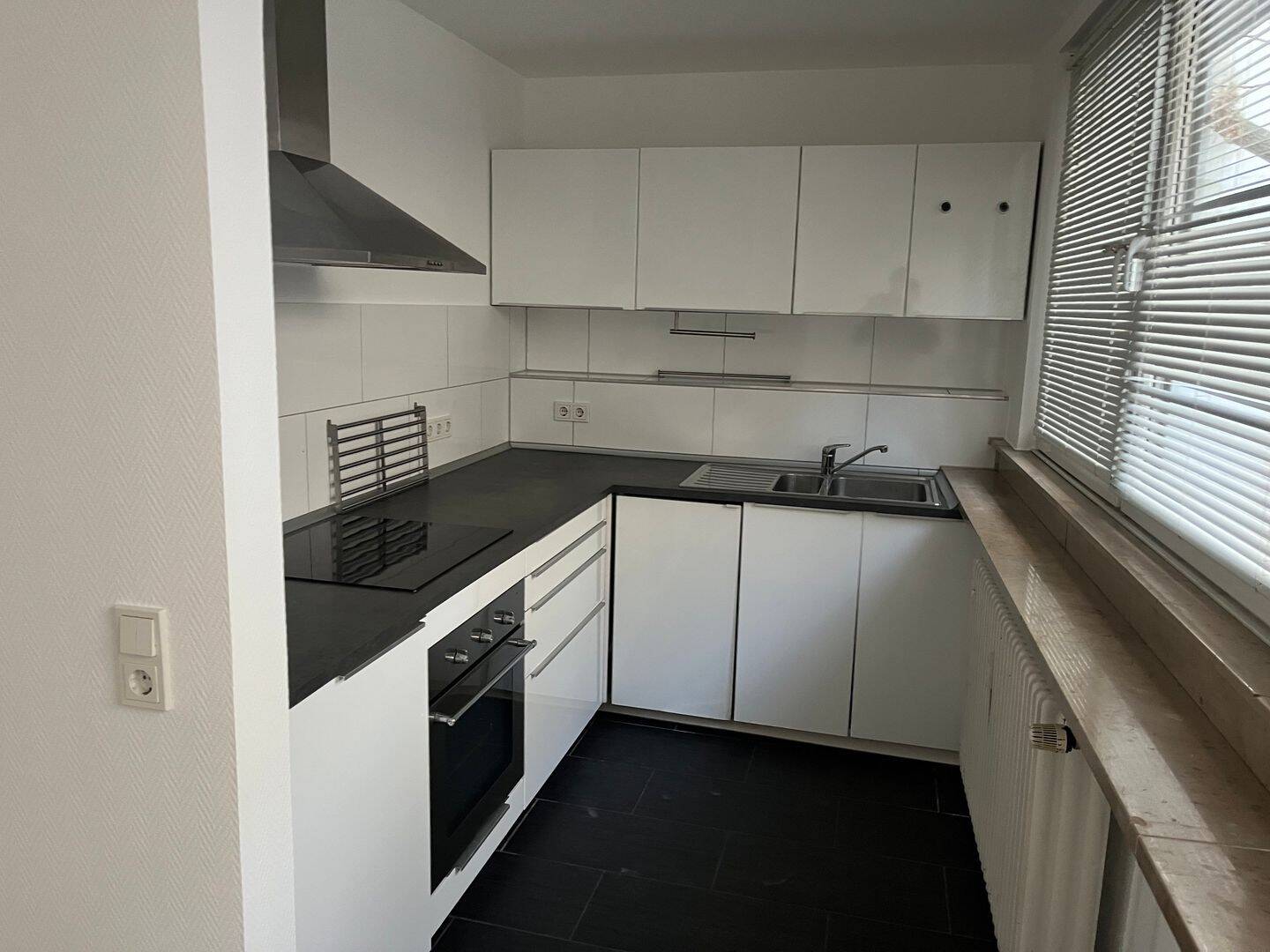 WG-Zimmer in Saarbrücken, bei Haupteinkaufsstraße in Mitten der Stadt – Saarbrücken – Vorschaubild 2