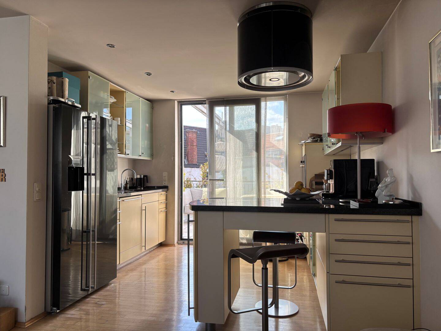 Exklusives Penthouse-Maisonette mit zwei Dachterrassen über den Dächern Kölns direkt im Stadtzentrum – Köln – Vorschaubild 2