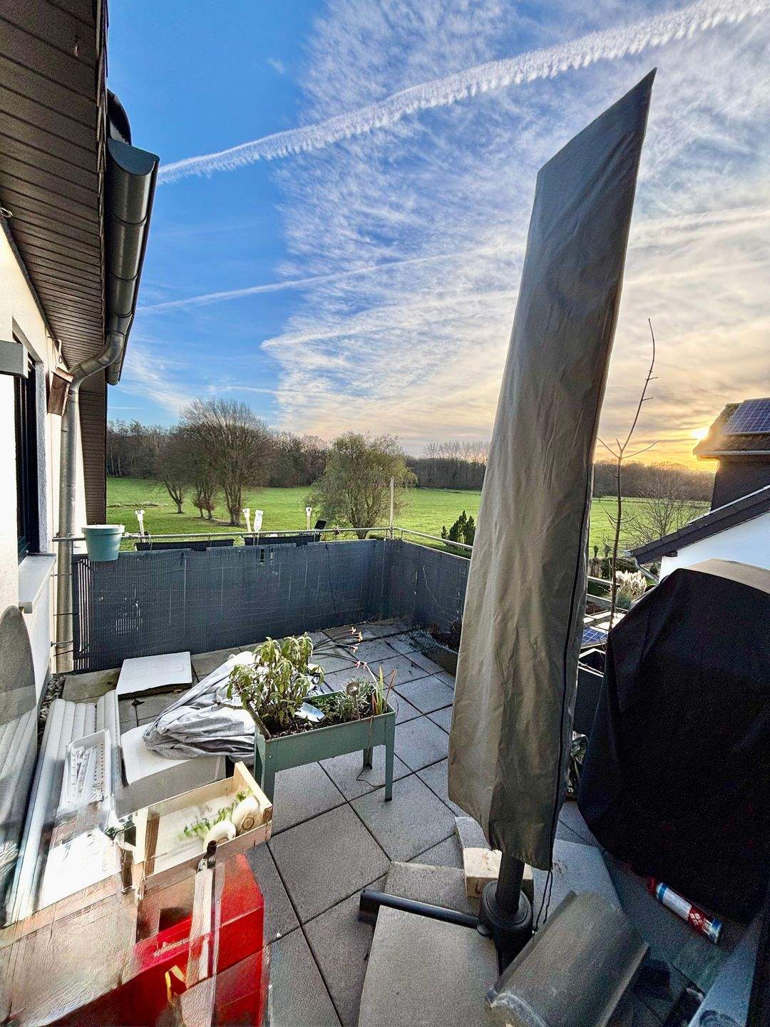 Aachen-Lichtenbusch (Deutschland) - Dachgeschoss Wohnung (2. OG) mit großer Terrasse und Südausrichtung, Tiefgaragenstellplatz – Aachen – Vorschaubild 5
