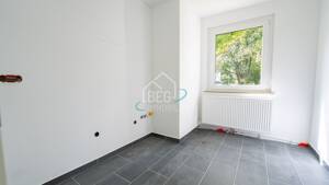 Attraktives Investorenobjekt: Mehrfamilienhaus mit 7 Wohneinheiten und großem Entwicklungspotenzial – 70327 Stuttgart – Vorschaubild 9