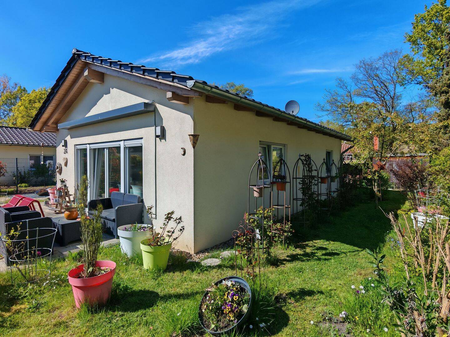 Ankommen statt anfangen liebevoll gestalteter Bungalow mit Charakter und sofort nutzbarem Gesamtpaket – Magdeburg – Vorschaubild 8
