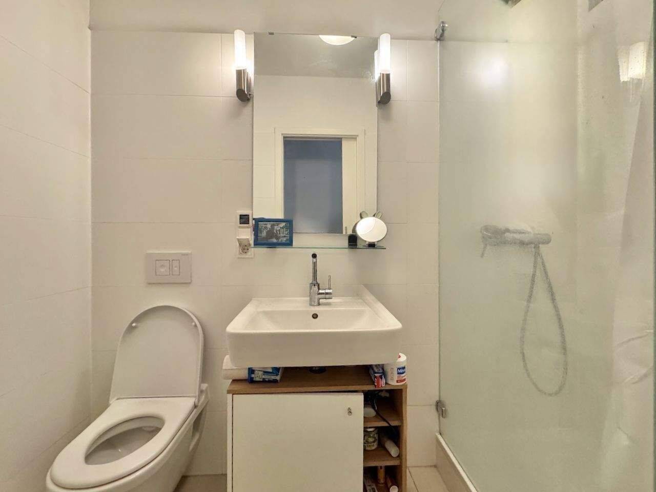 WOHNZIMMER MIT LOFT-CHARAKTER - GEMÜTLICHE TERRASSE - URBANER LIFESTYLE IN BELIEBTER KIEZ-LAGE! – Berlin – Vorschaubild 4