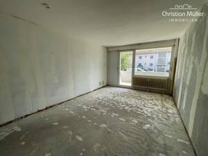 Entkernte 1,5-Zimmer-Wohnung mit Südbalkon und Stellplatz in Freiburg-Haslach – 79115 Freiburg im Breisgau – Vorschaubild 4
