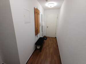 Möblierte 2 ZW im EG mit Terrasse & Tiefgarage befristet zu vermieten - OTTO STÖBEN GmbH – 24103 Kiel – Vorschaubild 2