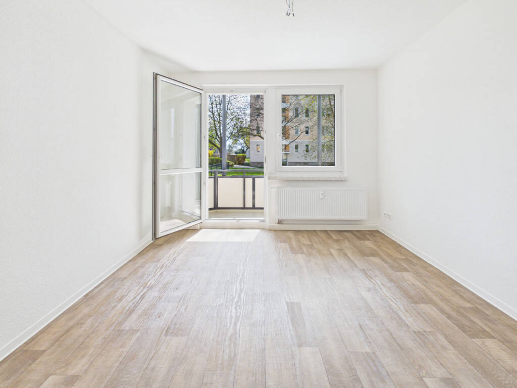 2-Raum-Wohnung im Erdgeschoss mit Balkon auf dem Sonnenberg