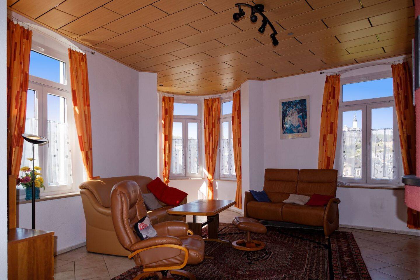 Möblierte Maisonettewohnung mit Kamin und Fußbodenheizung