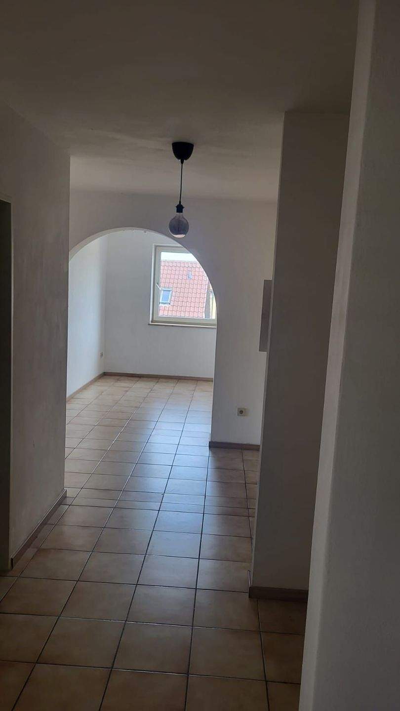 Lichtdurchflutete,geräumige 5-Zimmer-Wohnung – Regensburg – Vorschaubild 3