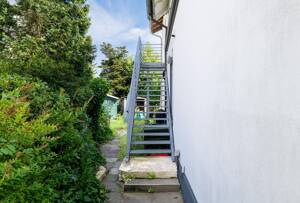 Bremen-Grohn: Freistehendes Einfamilienhaus mit Einliegerwohnung und Dachterrasse in guter Lage – 28759 Bremen – Vorschaubild 3