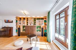 AIGNER - Stilvoll sanierte 2 - Zimmer - Wohnung in begehrter Lage der Maxvorstadt – 80335 München – Vorschaubild 2