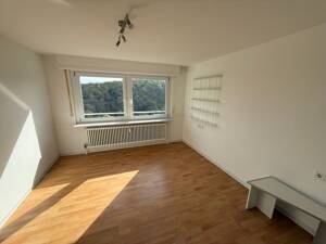 Schicke Dachgeschosswohnung mit großer Sonnenterrasse in Stuttgart-Botnang – 70195 Stuttgart – Vorschaubild 5