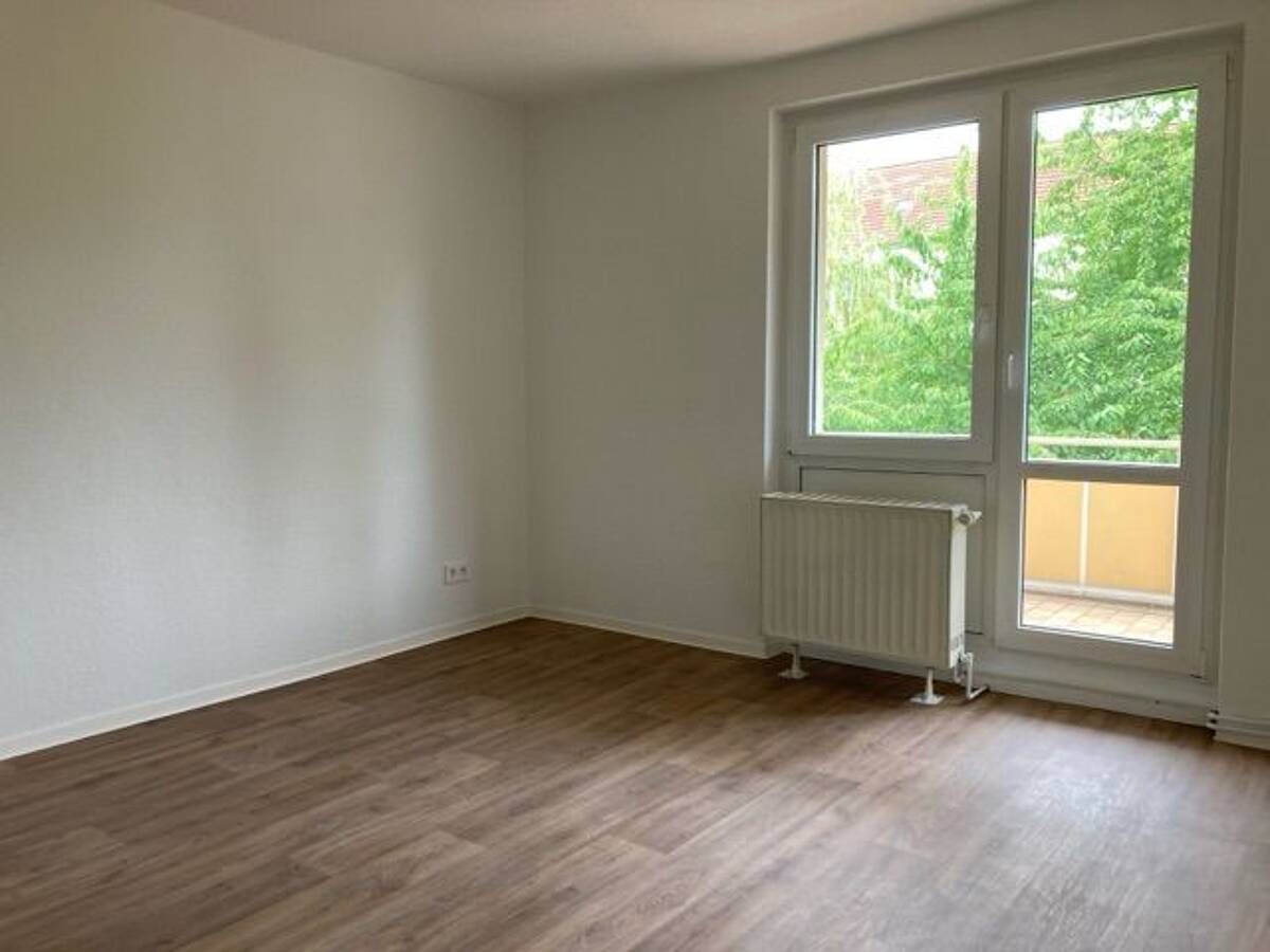 Alles neu- tolle Singlewohnung mit Balkon – 6217 Merseburg – Bild 1 von 6