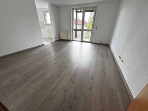 2-Raum-Wohnung im Dachgeschoss, mit Balkon, hell und freundlich – 99885 Ohrdruf – Vorschaubild 4