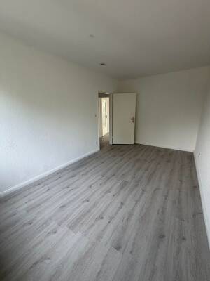 Helle Eigentumswohnung mit Loggia – 28329 Bremen – Vorschaubild 8