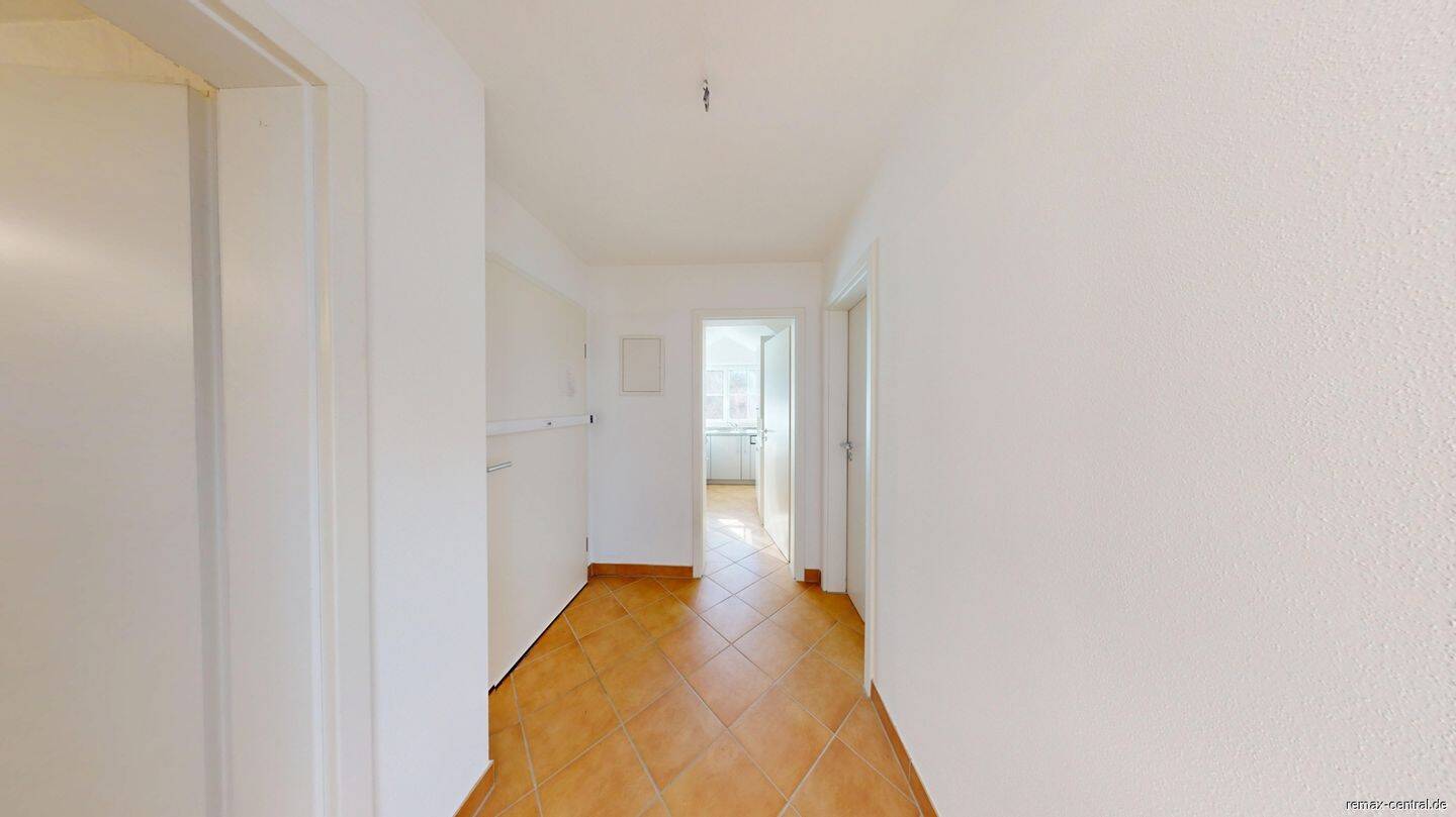 RE/MAX - Exklusive 2-Zimmer-DG-Galerie-Whg mit Terrasse in München! – München – Vorschaubild 6