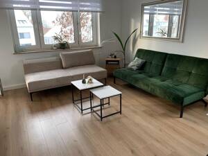 Attraktive 4-Zimmer-Wohnung in begehrter Wohnlage – teilmöbliert & mit Stellplatz – 90766 Fürth – Vorschaubild 2