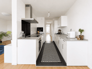 Mit Aufzug: moderne 3,5-ZW mit toller Aussicht und TG-Stellplatz in Hoffeld – 70597 Stuttgart – Vorschaubild 3