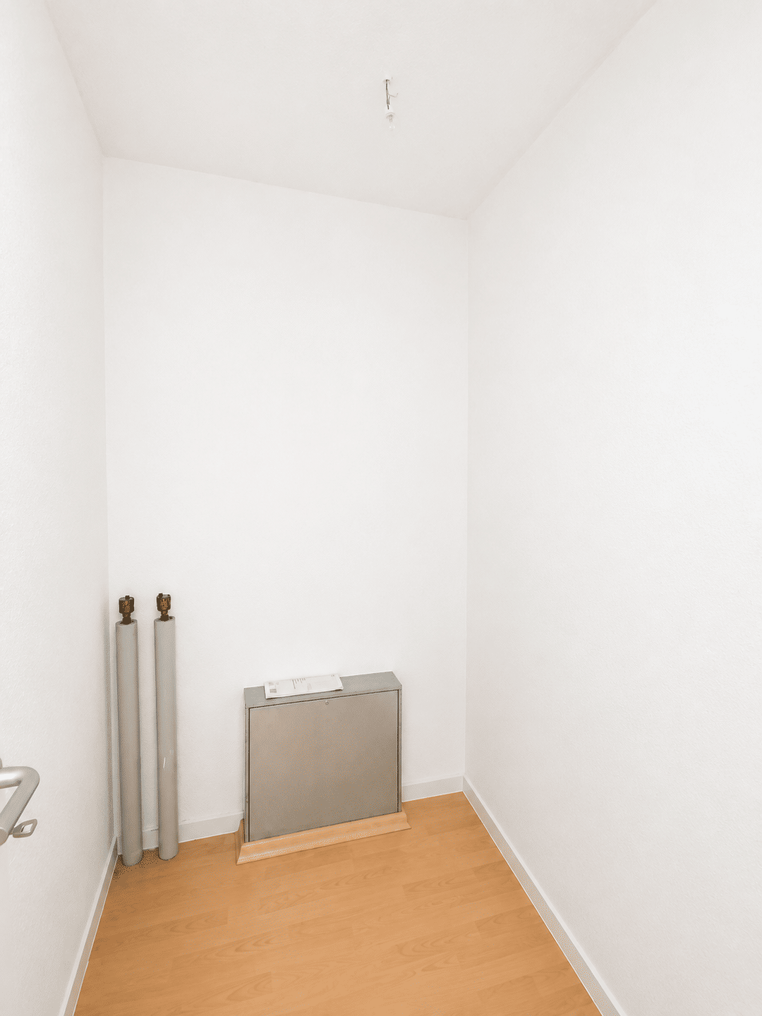 Moderne 2-Raum-Wohnung mit sonnigem Balkon – Chemnitz – Vorschaubild 6