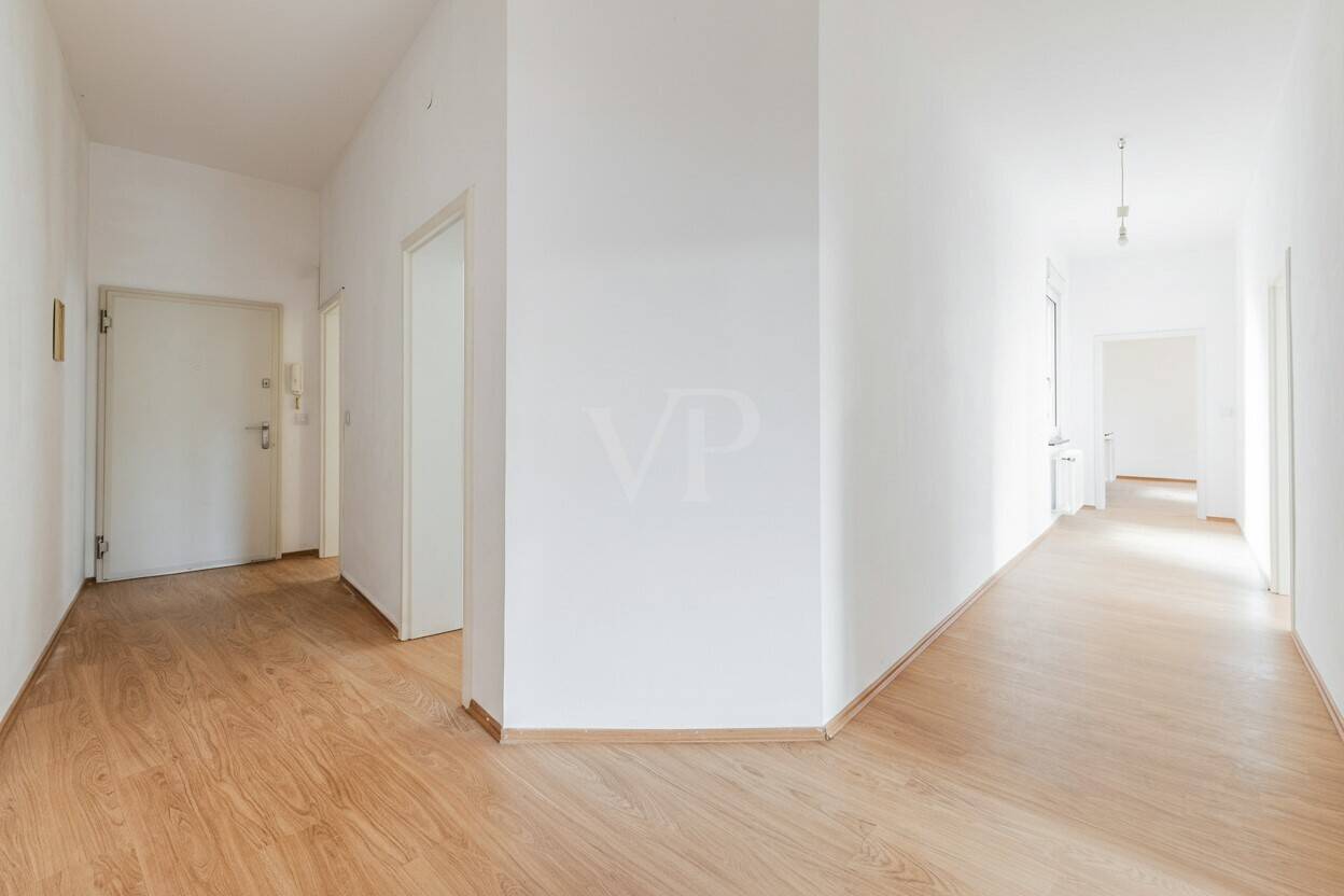 Stilvolle Altbauwohnung mit Flair und lichtdurchfluteten Lebensräumen – Karlsruhe – Vorschaubild 9
