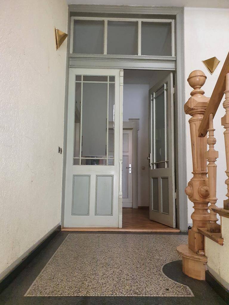 Zentrumsnahe 3-Raum-Wohnung mit Balkon – Erfurt – Vorschaubild 2