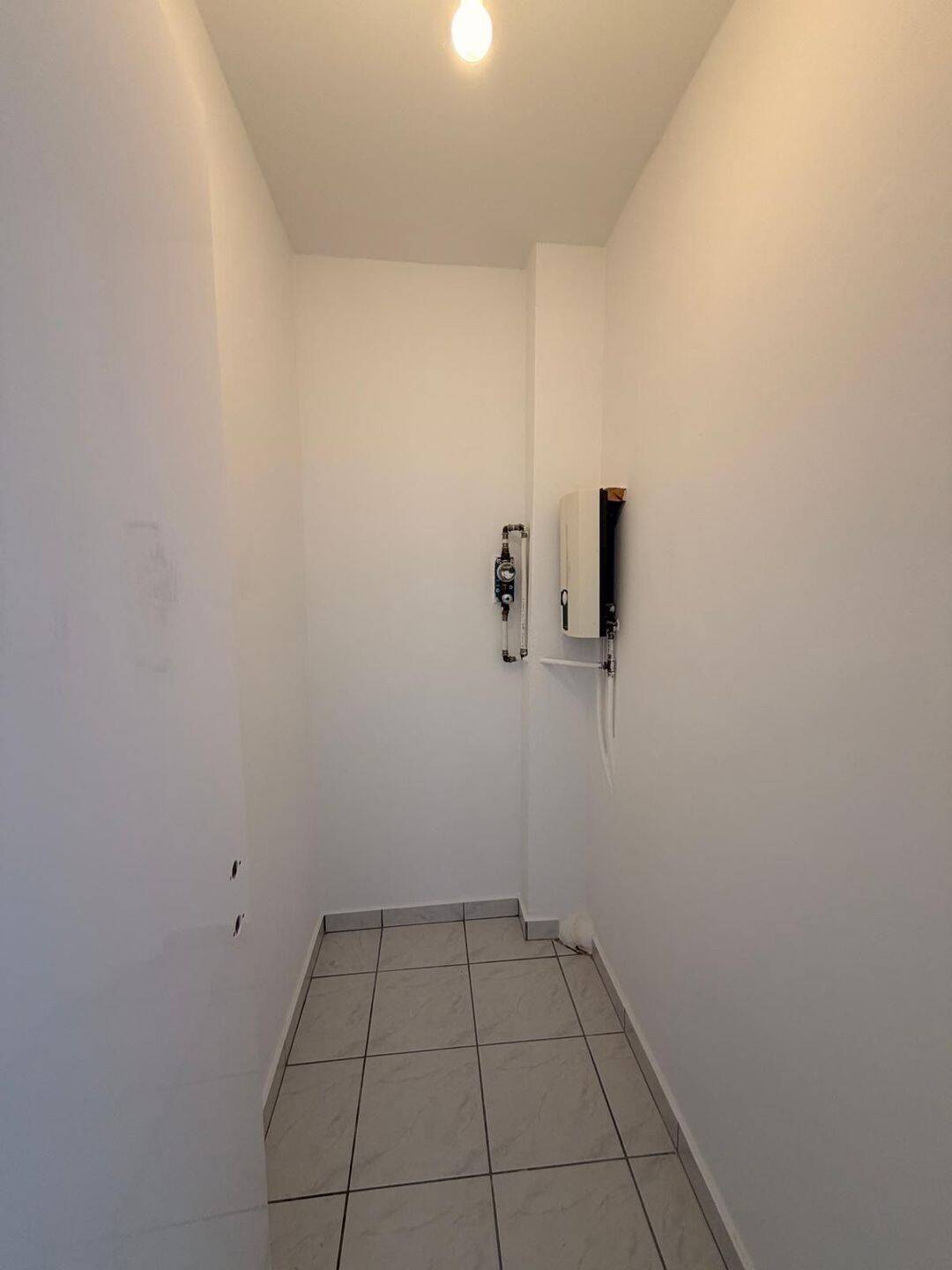 2-Zi.Whng. nähe Große Bergstr. modernisiert – Hamburg – Vorschaubild 6