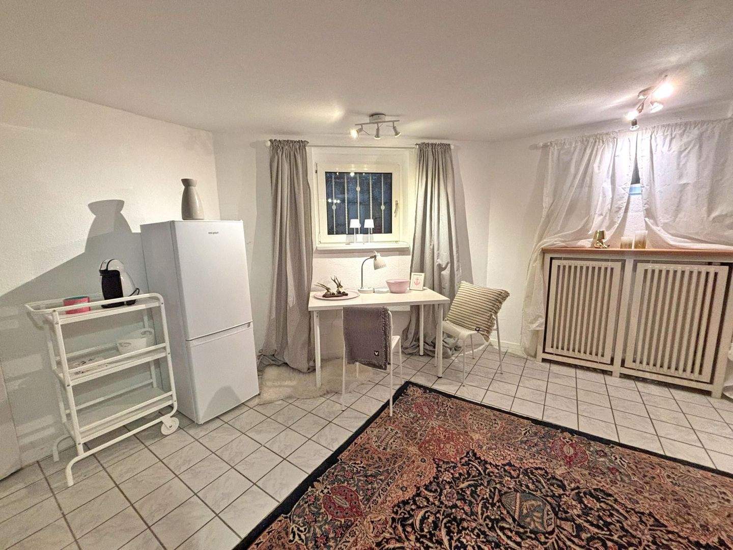 Erstbezug: Frisch renoviertes, voll möbliertes Souterrain-Apartment – Hamm – Vorschaubild 4