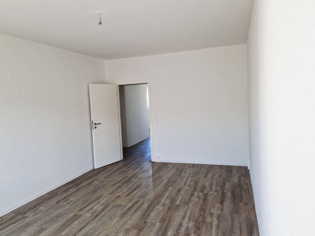 Attraktive 2,5-Raumwohnung! – Magdeburg – Vorschaubild 4