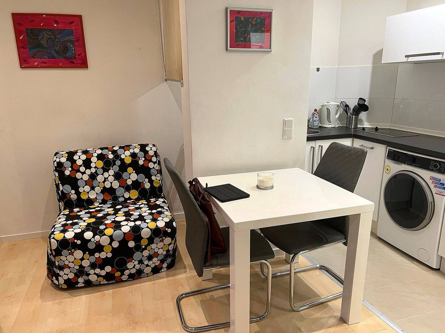 Hübsches Apartment in zentraler Lage – Düsseldorf – Vorschaubild 7