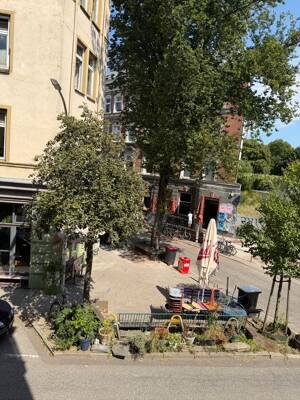 Möblierte Terrassenwohnung / Terrasse zum Innenhof/ Sitzküche / 2 Schlafzimmer/ Raul-Roosen-Straße / Kiez