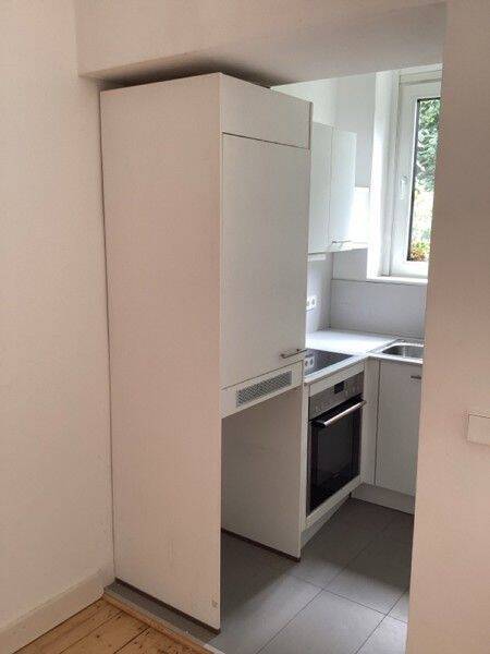 Tolle Erdgeschosswohnung mit Einbauküche – Düsseldorf – Vorschaubild 2