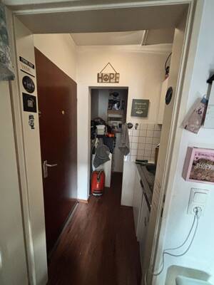Charmantes 1-Zimmer-Apartment in Köln-Nippes AUF ZEIT (One year) – 50733 Köln – Vorschaubild 4