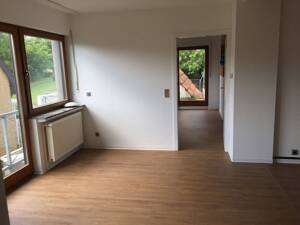 BI-Jöllenbeck: Zimmer in 3er WG, 1. OG m. Balkon u. Garten – 33739 Bielefeld – Vorschaubild 2