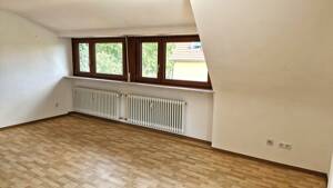 Ruhig gelegene, 2-Zimmer-Wohnung im DG mit Einbauküche – 70378 Stuttgart – Vorschaubild 3